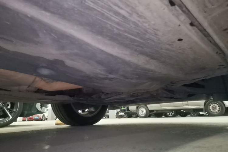 Used Volkswagen Tiguan 2018 330TSI All-Wheel-Drive Innovation Model Chassis Front Right