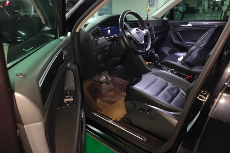Used Volkswagen Tiguan 2018 330TSI All-Wheel-Drive Innovation Model Driver Seat