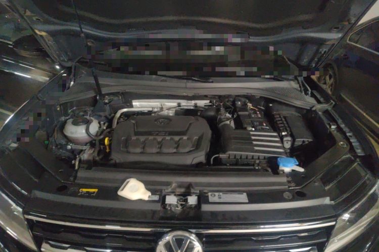 Used Volkswagen Tiguan 2018 330TSI All-Wheel-Drive Innovation Model Engine Bay Left