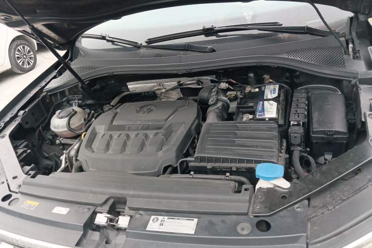Used Volkswagen Tiguan 2018 330TSI Four-Wheel Drive High-End Model Engine Bay