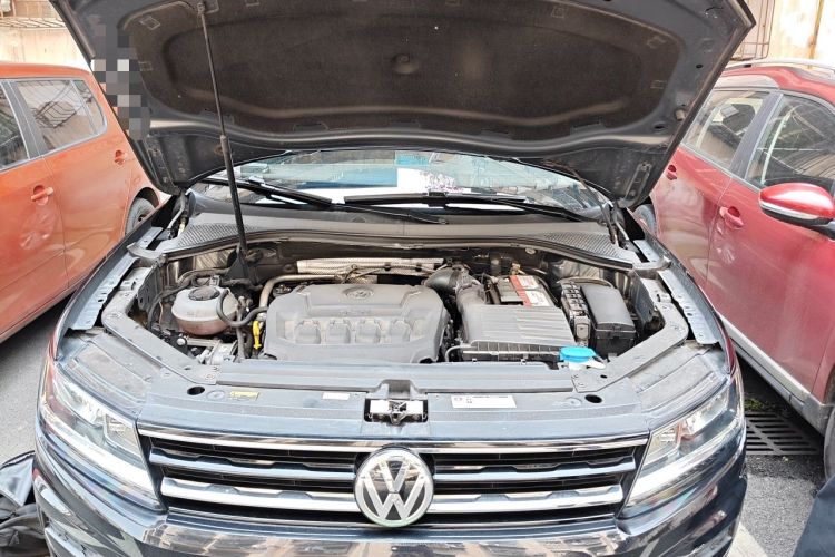 Used Volkswagen Tiguan 2018 330TSI All-Wheel-Drive Innovation Model Engine Bay