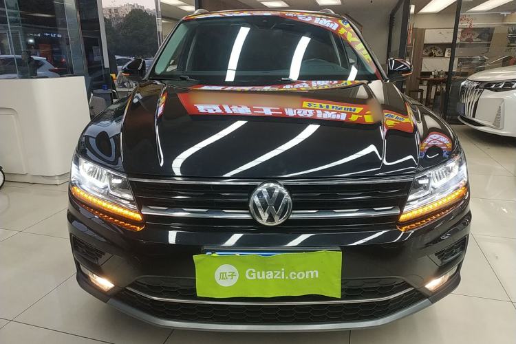 Used Volkswagen Tiguan 2018 330TSI All-Wheel-Drive Innovation Model Exterior 1