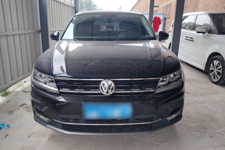 Used Volkswagen Tiguan 2018 330TSI All-Wheel-Drive Innovation Model Exterior 1