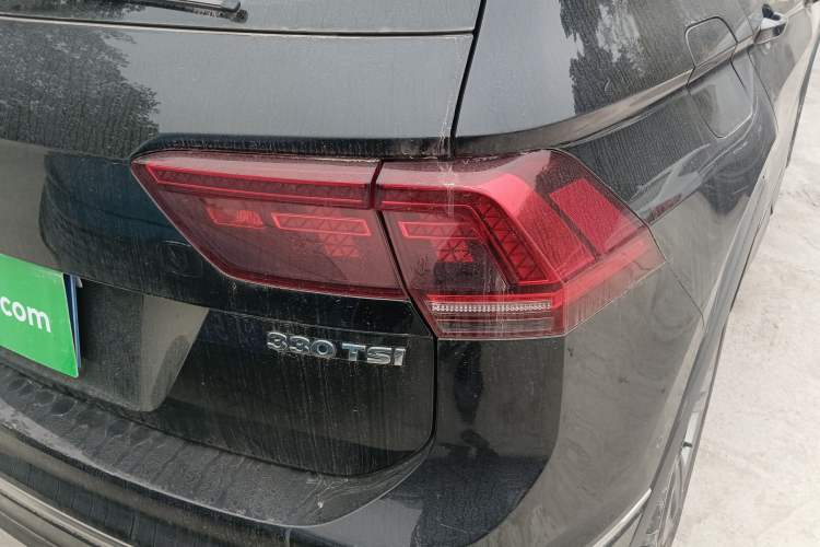 Used Volkswagen Tiguan 2018 330TSI Four-Wheel Drive High-End Model Exterior 6