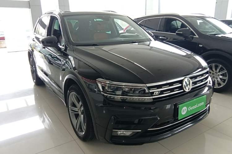 Used Volkswagen Tiguan 2018 330TSI Four-Wheel Drive High-End Model Front Right 45 Deg