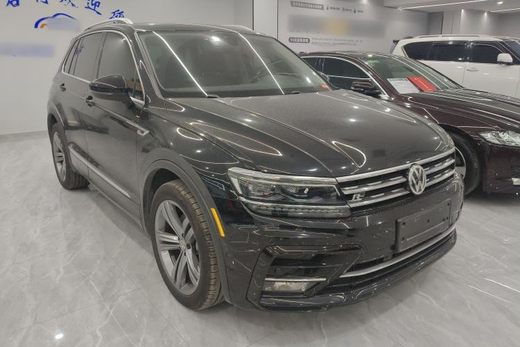 Used Volkswagen Tiguan 2018 330TSI Four-Wheel Drive High-End Model Front Right 45 Deg