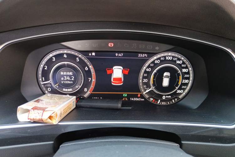 Used Volkswagen Tiguan 2018 380TSI Four-Wheel Drive R-Line Instrument Cluster