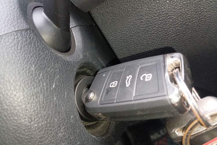 Used Volkswagen Tiguan 2018 330TSI Four-Wheel Drive High-End Model Interior 1