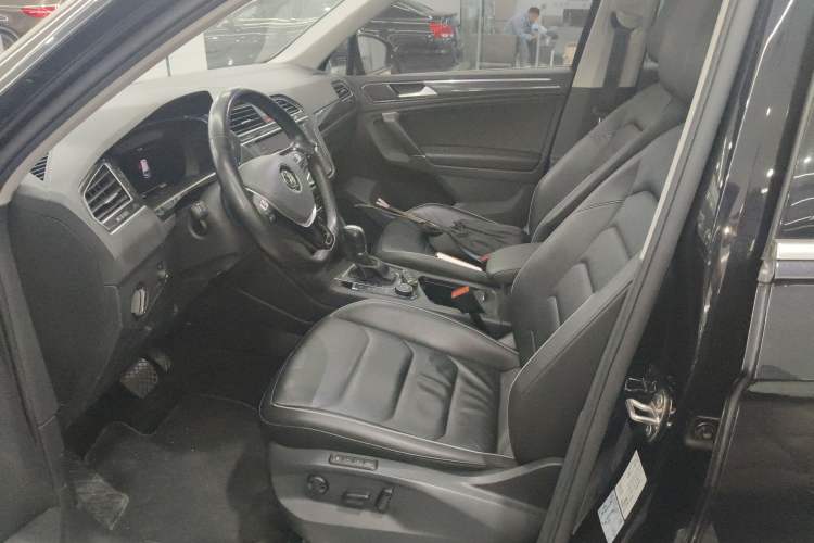 Used Volkswagen Tiguan 2018 330TSI Four-Wheel Drive High-End Model Left Front Seat