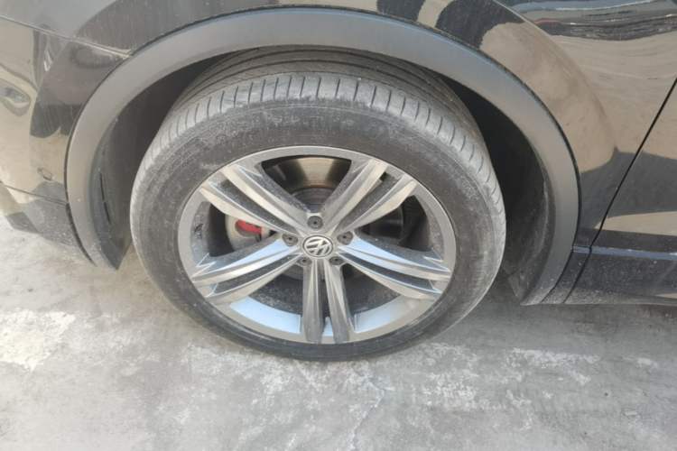Used Volkswagen Tiguan 2018 330TSI Four-Wheel Drive High-End Model Left Front Wheel Hub