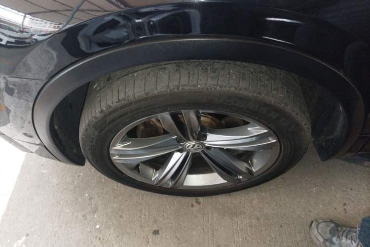 Used Volkswagen Tiguan 2018 330TSI Four-Wheel Drive High-End Model Left Front Wheel Hub