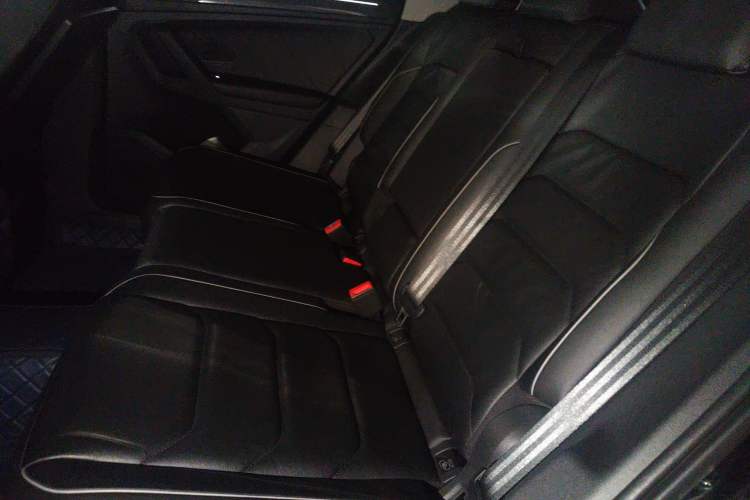 Used Volkswagen Tiguan 2018 330TSI All-Wheel-Drive Innovation Model Left Rear Seat