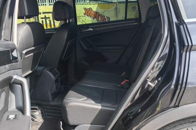 Used Volkswagen Tiguan 2018 330TSI Four-Wheel Drive High-End Model Left Rear Seat