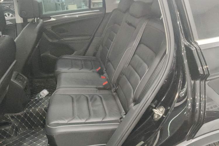Used Volkswagen Tiguan 2018 330TSI Four-Wheel Drive High-End Model Left Rear Seat