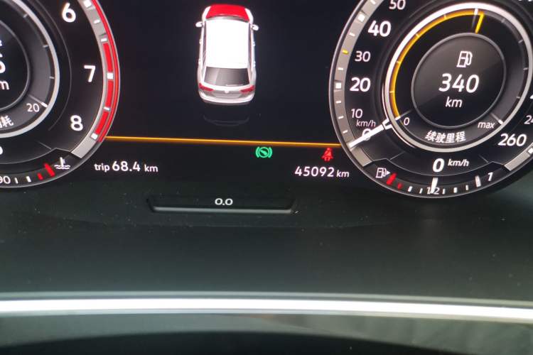 Used Volkswagen Tiguan 2018 330TSI All-Wheel-Drive Innovation Model Odometer Close Up