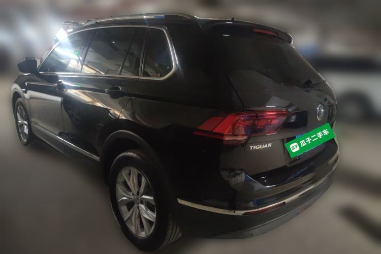 Used Volkswagen Tiguan 2018 330TSI All-Wheel-Drive Innovation Model Rear Left 45 Deg