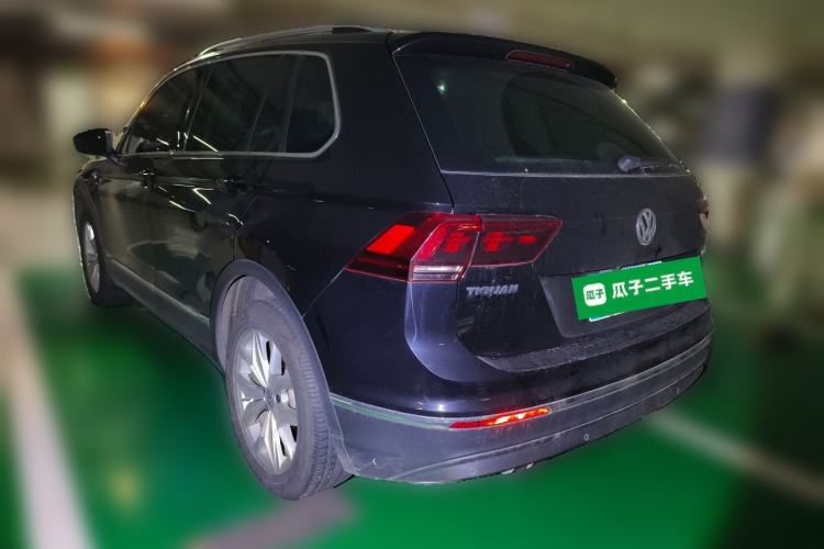 Used Volkswagen Tiguan 2018 330TSI All-Wheel-Drive Innovation Model Rear Left 45 Deg