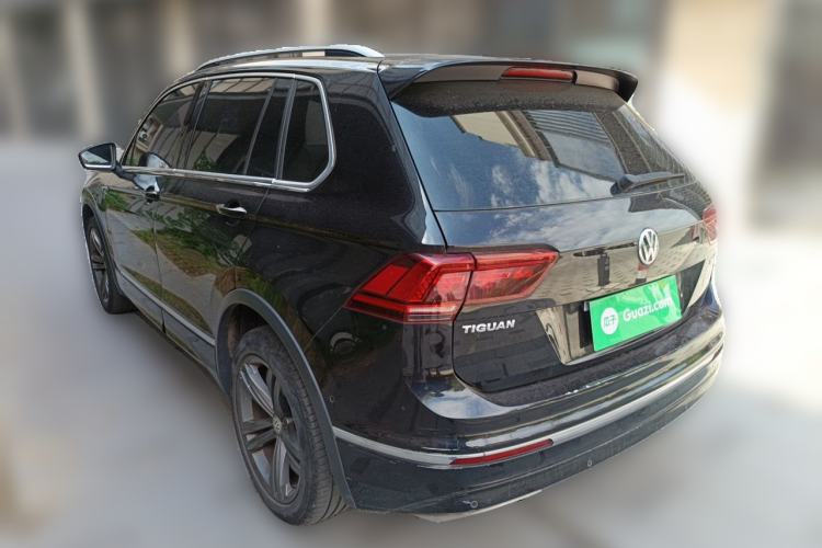 Used Volkswagen Tiguan 2018 380TSI Four-Wheel Drive R-Line Rear Left 45 Deg