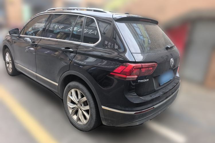 Used Volkswagen Tiguan 2018 330TSI All-Wheel-Drive Innovation Model Rear Left 45 Deg
