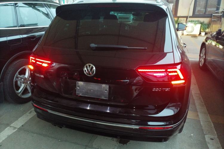 Used Volkswagen Tiguan 2018 330TSI Four-Wheel Drive High-End Model Rear