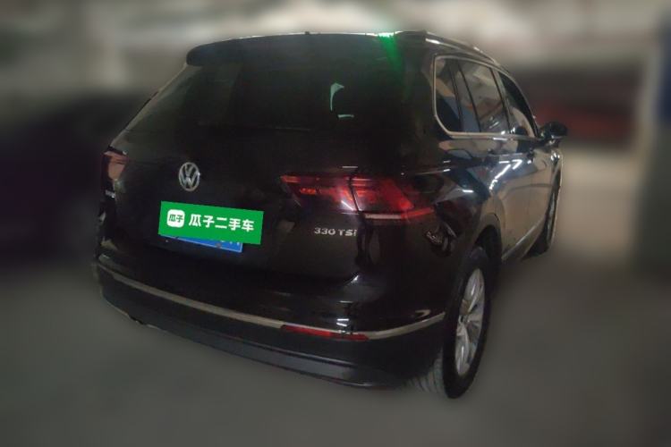 Used Volkswagen Tiguan 2018 330TSI All-Wheel-Drive Innovation Model Rear Right 45 Deg