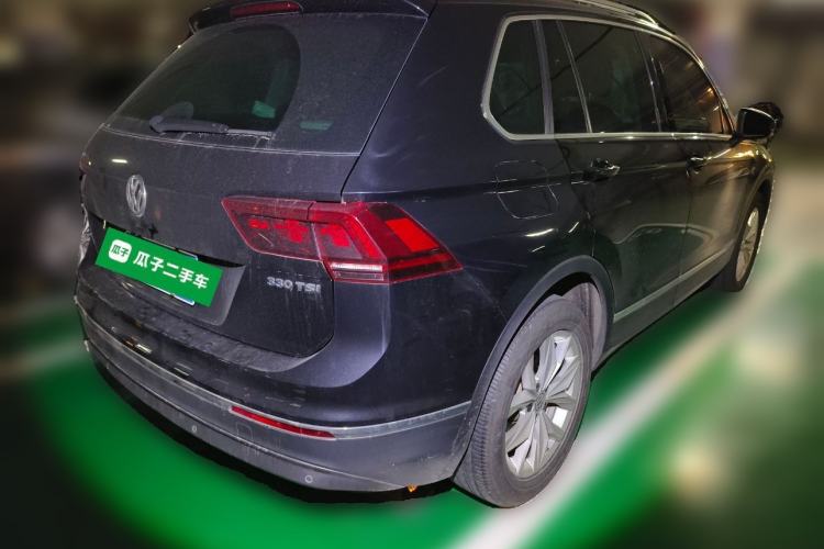 Used Volkswagen Tiguan 2018 330TSI All-Wheel-Drive Innovation Model Rear Right 45 Deg