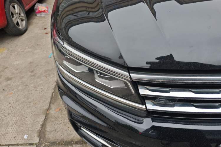 Used Volkswagen Tiguan 2018 330TSI Four-Wheel Drive High-End Model Right Front Headlight