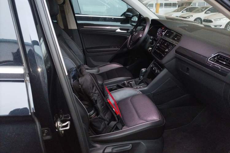Used Volkswagen Tiguan 2018 330TSI Four-Wheel Drive High-End Model Right Front Seat