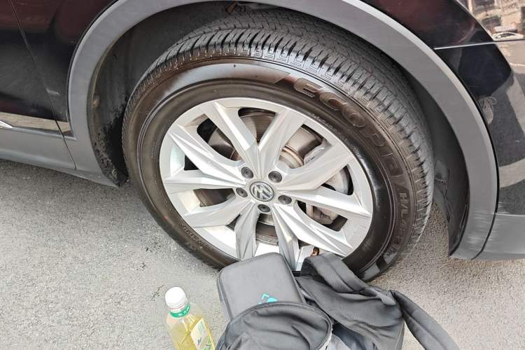 Used Volkswagen Tiguan 2018 330TSI All-Wheel-Drive Innovation Model Right Front Wheel Hub