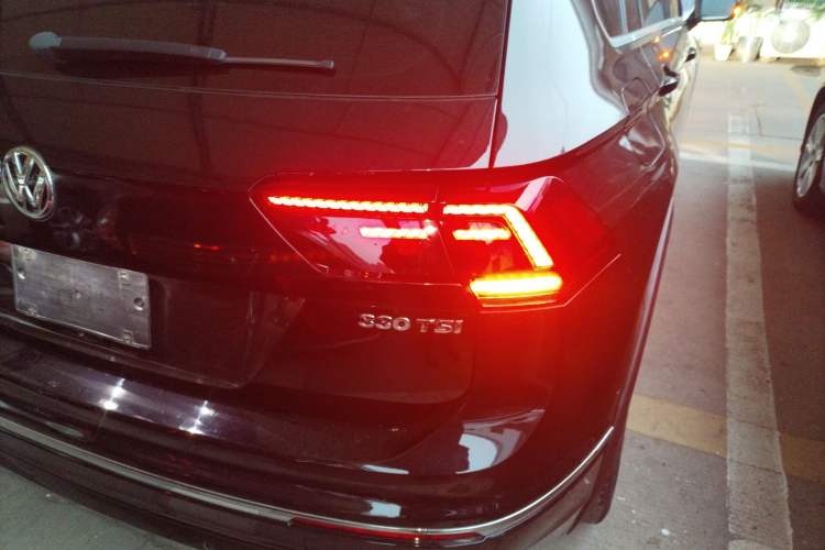 Used Volkswagen Tiguan 2018 330TSI Four-Wheel Drive High-End Model Right Rear Taillight