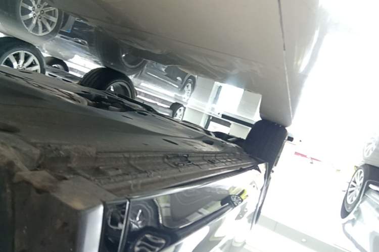 Used Volkswagen Tiguan 2018 330TSI Four-Wheel Drive High-End Model Right Side Sill