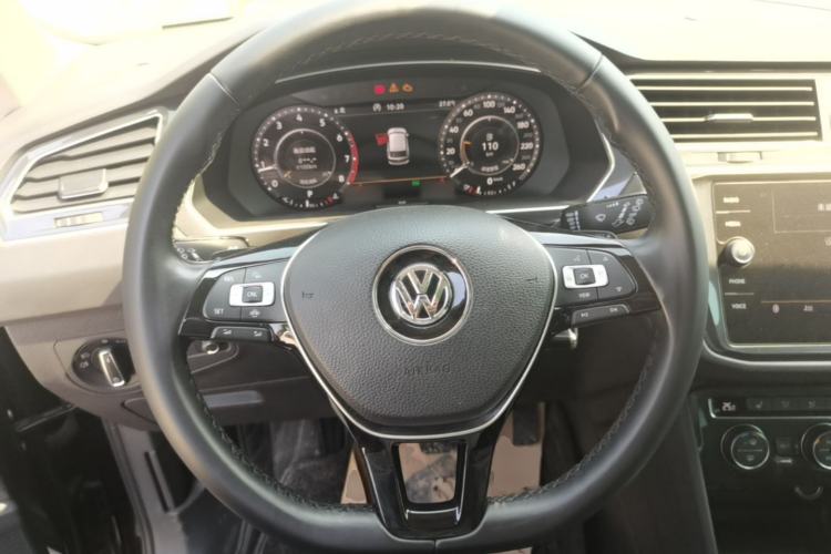 Used Volkswagen Tiguan 2018 330TSI Four-Wheel Drive High-End Model Steering Wheel