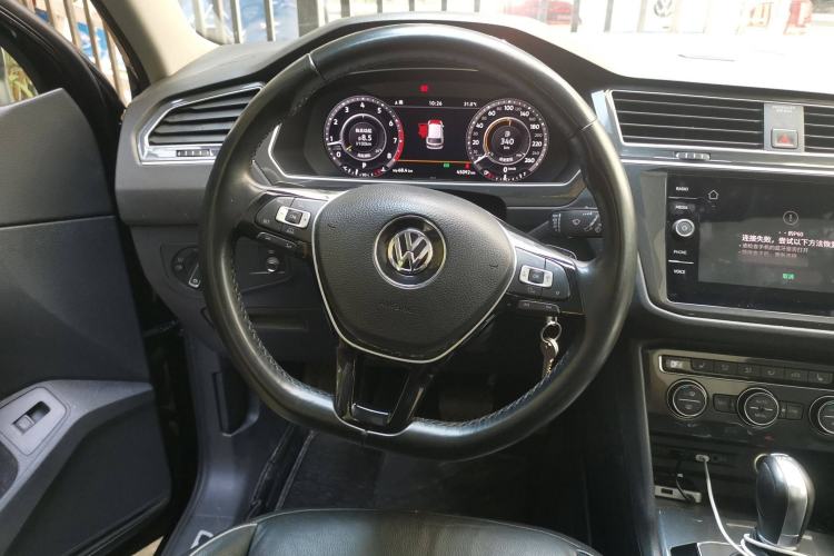 Used Volkswagen Tiguan 2018 330TSI All-Wheel-Drive Innovation Model Steering Wheel