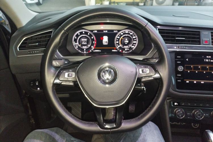 Used Volkswagen Tiguan 2018 330TSI Four-Wheel Drive High-End Model Steering Wheel