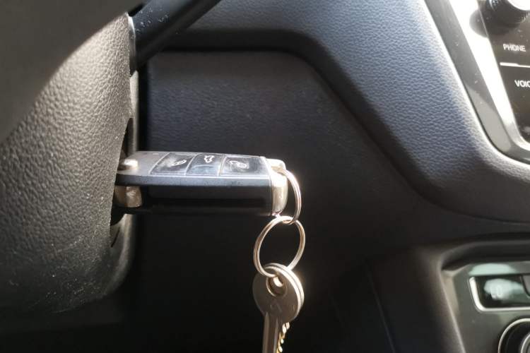 Used Volkswagen Tiguan 2018 330TSI All-Wheel-Drive Innovation Model Vehicle Key