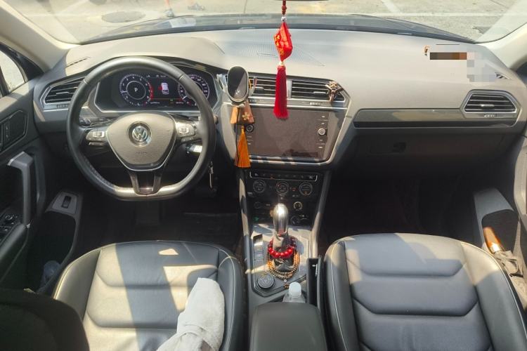Used Volkswagen Tiguan 2018 330TSI Four-Wheel Drive High-End Model Center Console