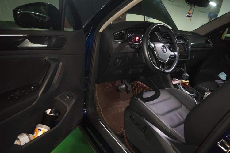 Used Volkswagen Tiguan 2018 330TSI All-Wheel-Drive Innovation Model Driver Seat
