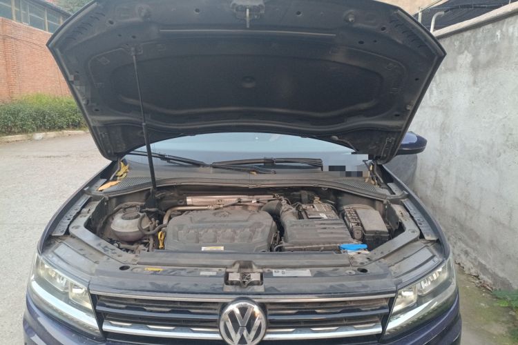 Used Volkswagen Tiguan 2018 330TSI All-Wheel-Drive Innovation Model Engine Bay