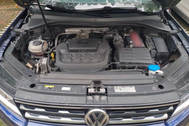 Used Volkswagen Tiguan 2018 330TSI All-Wheel-Drive Innovation Model Engine Bay