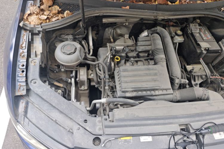 Used Volkswagen Tiguan 2018 280TSI Two-Wheel-Drive Elite Version Engine Bay Right