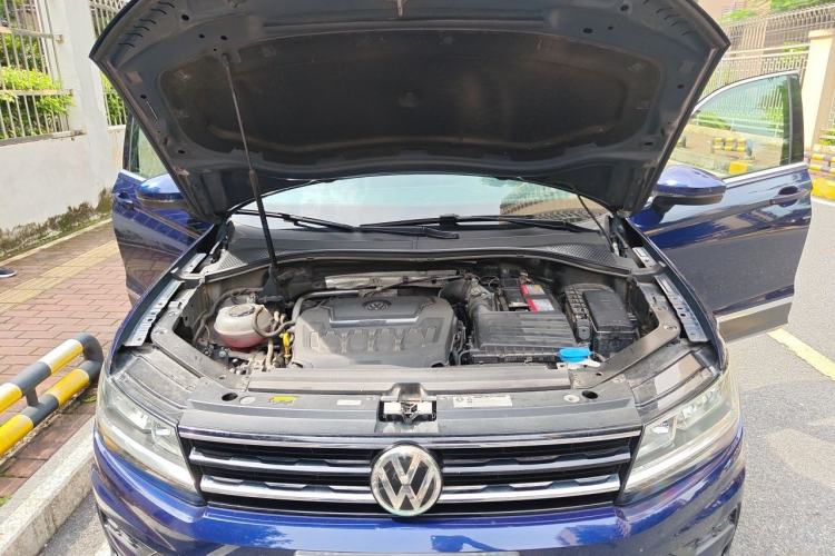 Used Volkswagen Tiguan 2018 330TSI All-Wheel-Drive Innovation Model Engine Bay