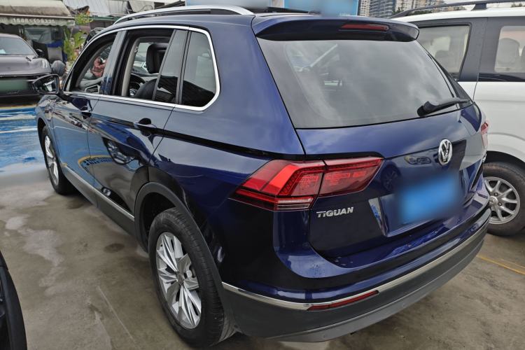 Used Volkswagen Tiguan 2018 330TSI All-Wheel-Drive Innovation Model Exterior 2