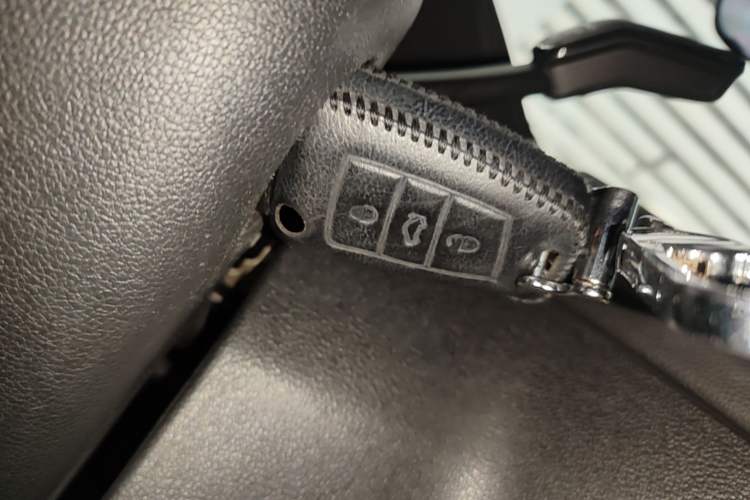Used Volkswagen Tiguan 2018 330TSI All-Wheel-Drive Innovation Model Interior 1
