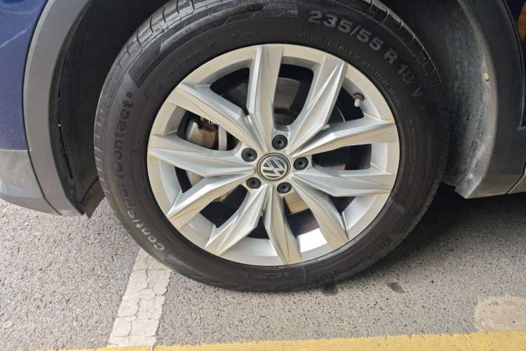 Used Volkswagen Tiguan 2018 330TSI All-Wheel-Drive Innovation Model Left Front Wheel Hub