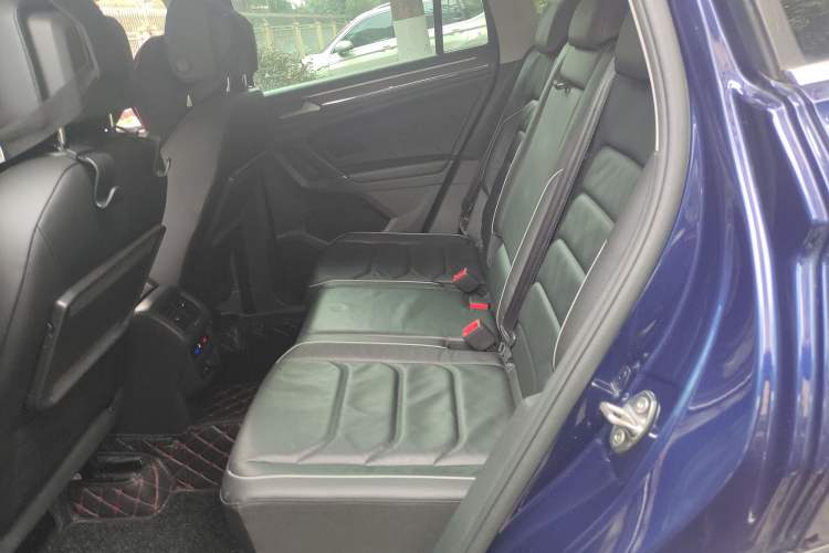 Used Volkswagen Tiguan 2018 330TSI All-Wheel-Drive Innovation Model Left Rear Seat