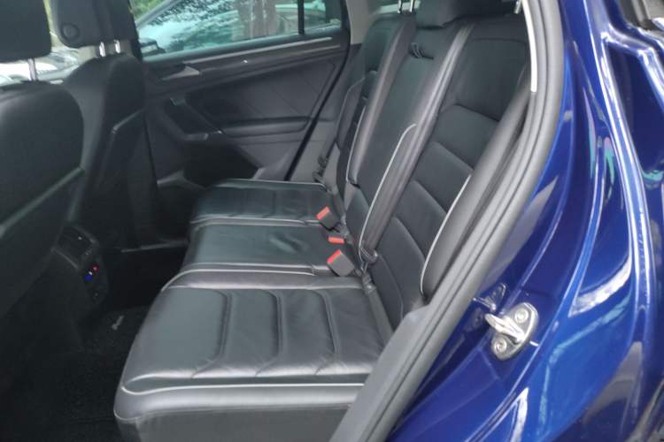 Used Volkswagen Tiguan 2018 330TSI All-Wheel-Drive Innovation Model Left Rear Seat