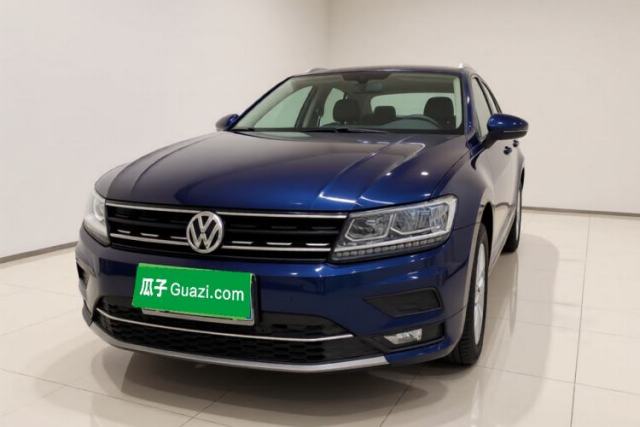 Volkswagen Tiguan 2018 330TSI All-Wheel-Drive Innovation Model مستعملة