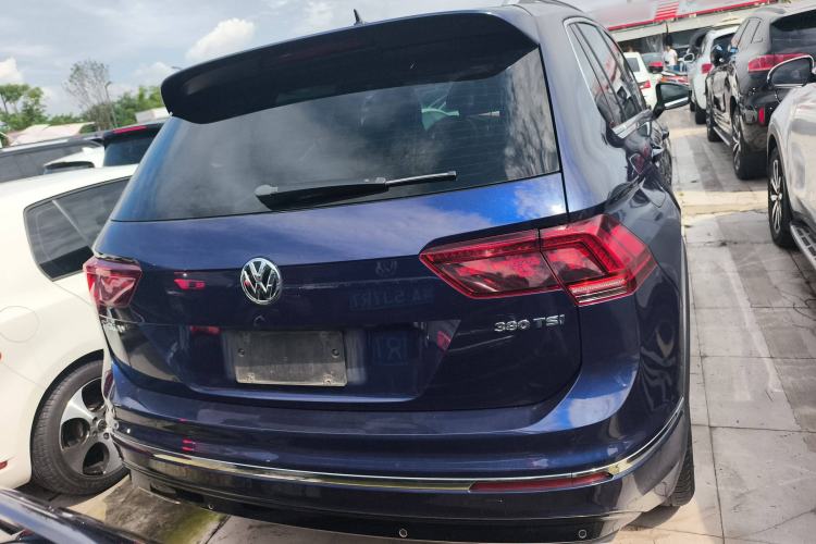 Used Volkswagen Tiguan 2018 380TSI Four-Wheel Drive R-Line Rear