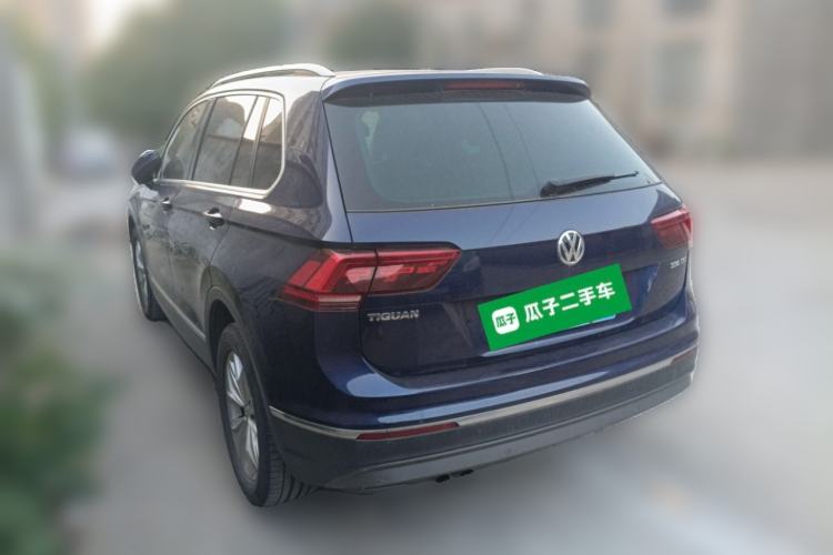 Used Volkswagen Tiguan 2018 330TSI All-Wheel-Drive Innovation Model Rear Left 45 Deg