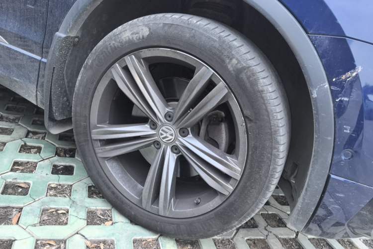 Used Volkswagen Tiguan 2018 330TSI Four-Wheel Drive High-End Model Right Front Wheel Hub